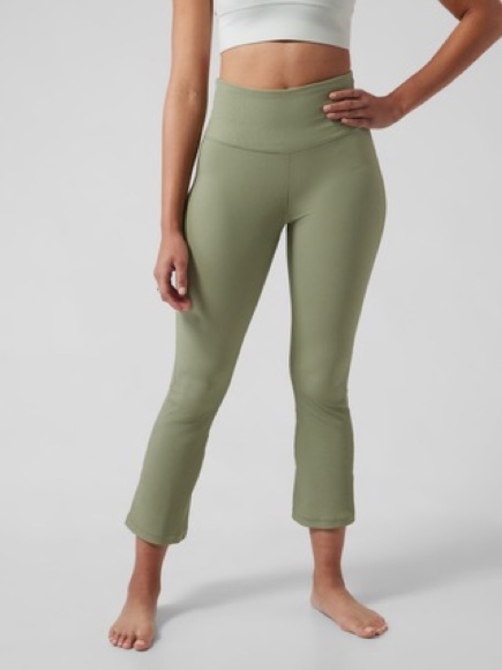 Athleta Elation Ribbed Crop Flare‎ Pants 🌿